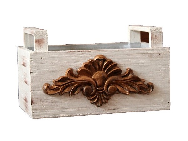 Cutie din lemn si ornament sculptat de lemn